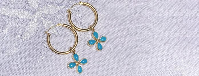 A Bright Finish: How to Shine with Your Flower Choker Necklace Gold