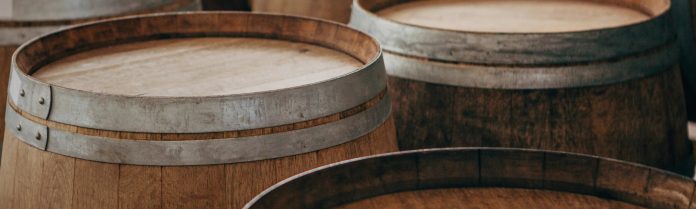 Discover Curated Whiskey Tasting Boxes and Gifts Online